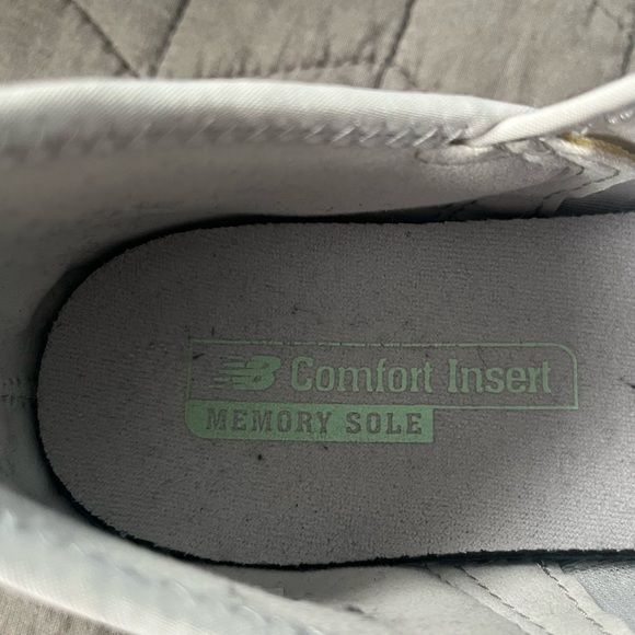 New balance sneaker, Nergize, womens size 10, very light grey - Picture 4 of 8